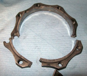20090514-ring_apart2